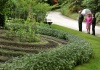La Palatul Buckingham se schimbă grădinarul şef